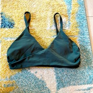 Lululemon Luxtreme bra (med support)